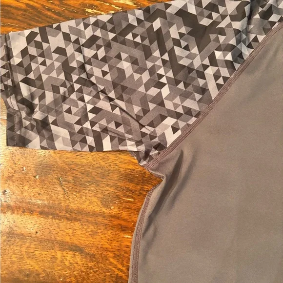 Scubapro Gray Rash Guard - Picture 3 of 4